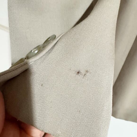 Classiques Entier Women Small Taupe 100 Wool Three Button Blazer Padded Shoulder - Picture 4 of 5